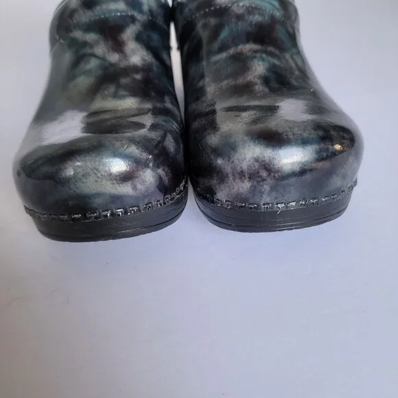 Dansko Professional Clogs. Size 42 - Picture 3 of 8